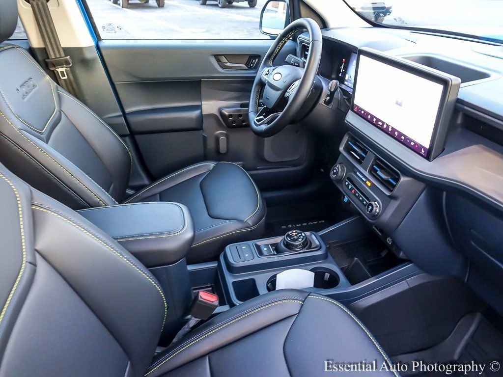 2025 FORD MAVERICK - Image 32