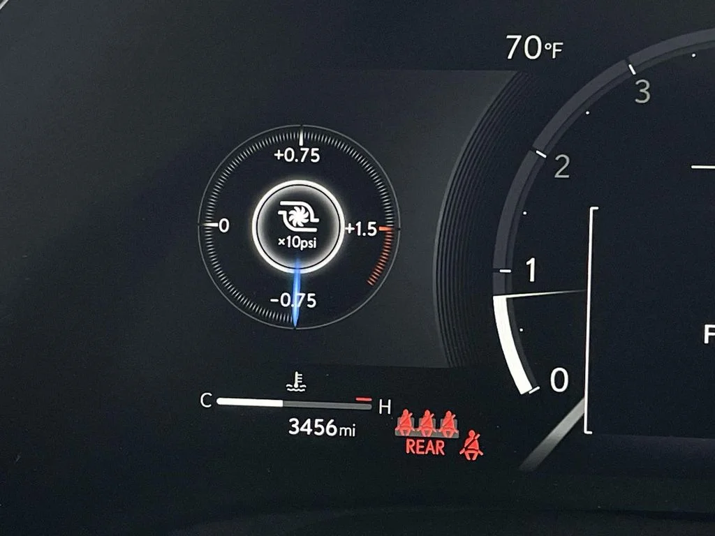 2025 Lexus RX 350 - Photo 16