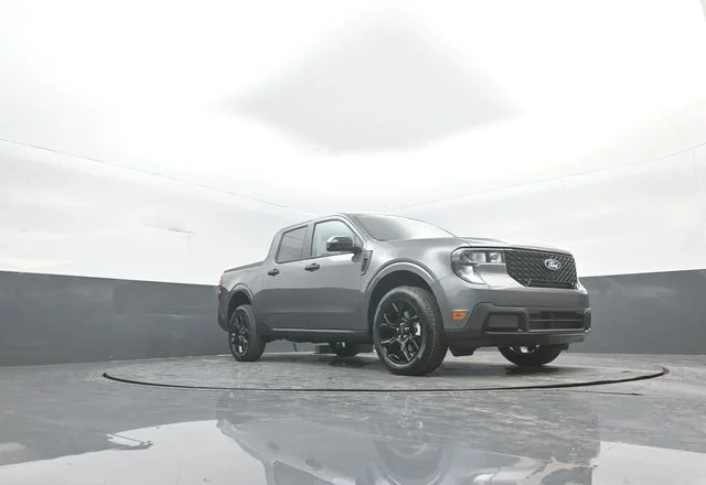 New 2026 Carbonized Gray Metallic Ford XLT image 26