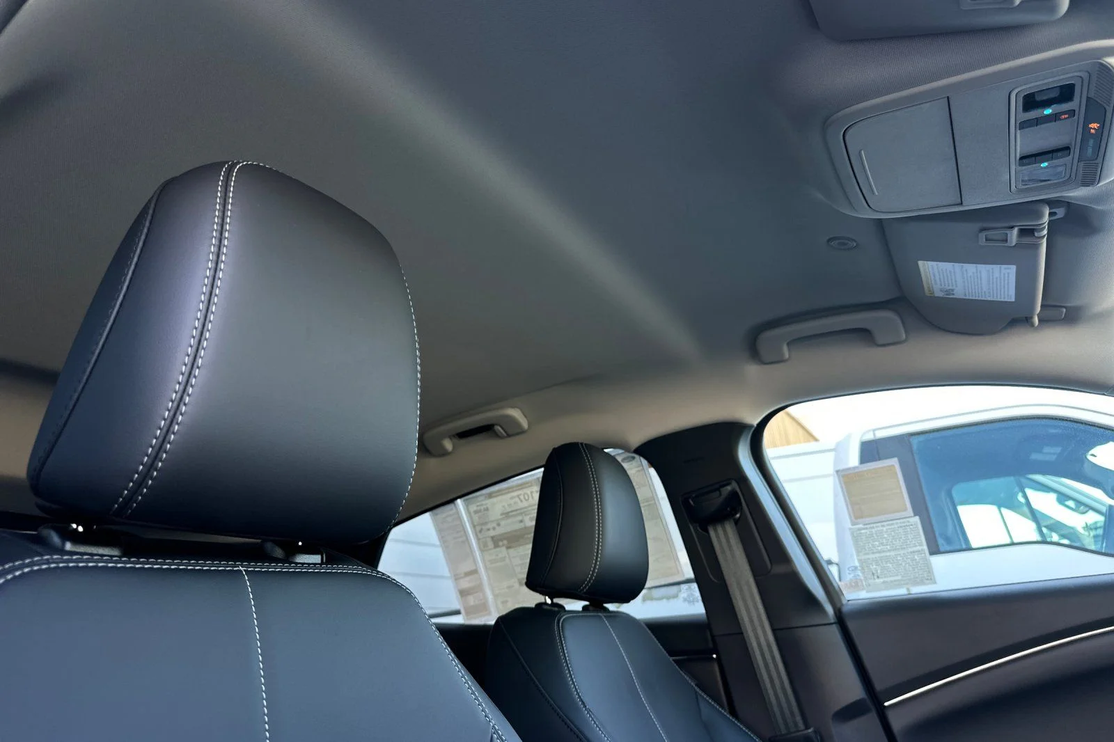 New 2026 Glacier Gray Metallic Tri-coat Ford Select image 16