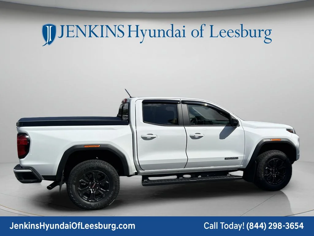 Used 2024 White GMC Elevation image 4