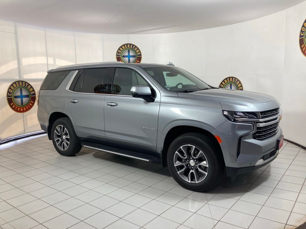 Used 2023 STERLING GRAY METALLIC Chevrolet LT image 18