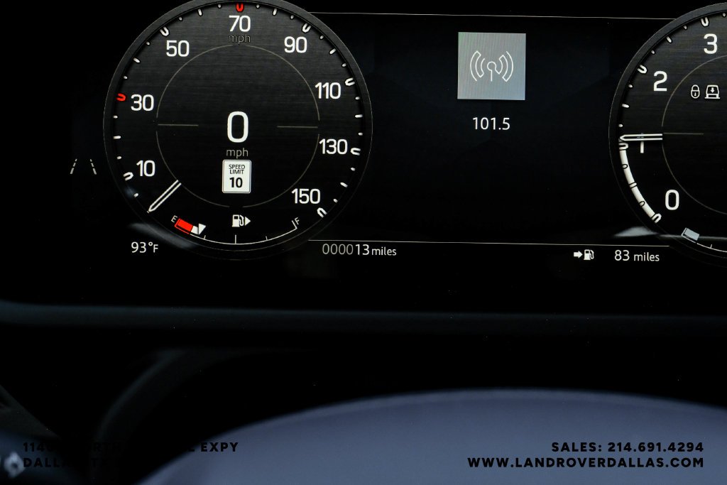 New 2026 Fuji White Land Rover X-Dynamic SE image 17