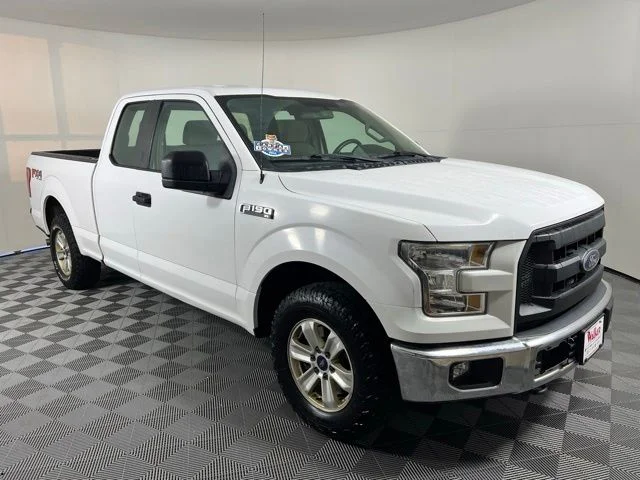 2015 Ford F-150 XL 4x4 SuperCab 163-in's photo