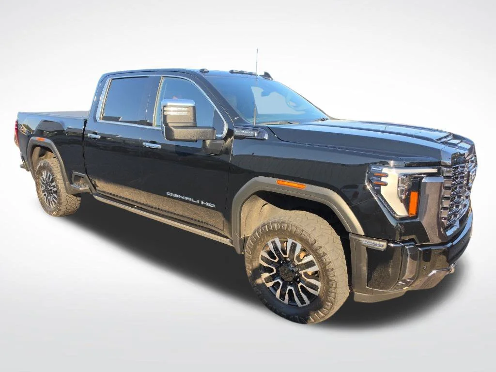 Used 2024 Black GMC Denali Ultimate image 5