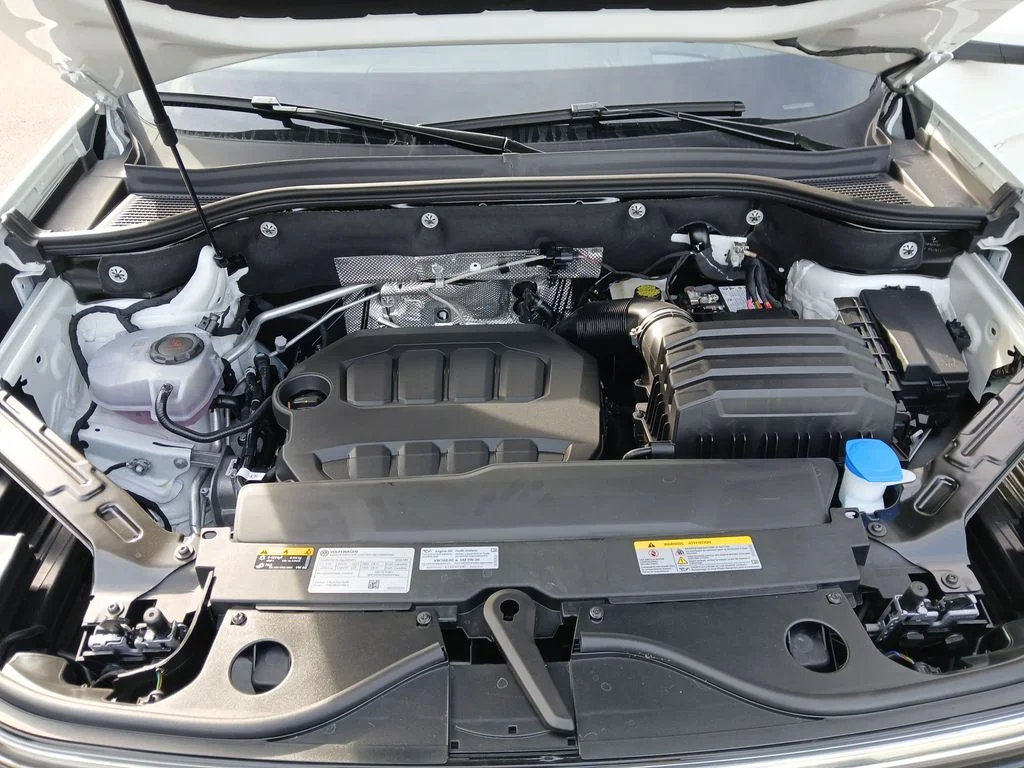 2026 Volkswagen Atlas Cross Sport SEL Premium R-LINE - Photo 22