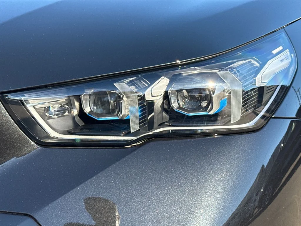 2026 BMW 5 Series 530i - Photo 16