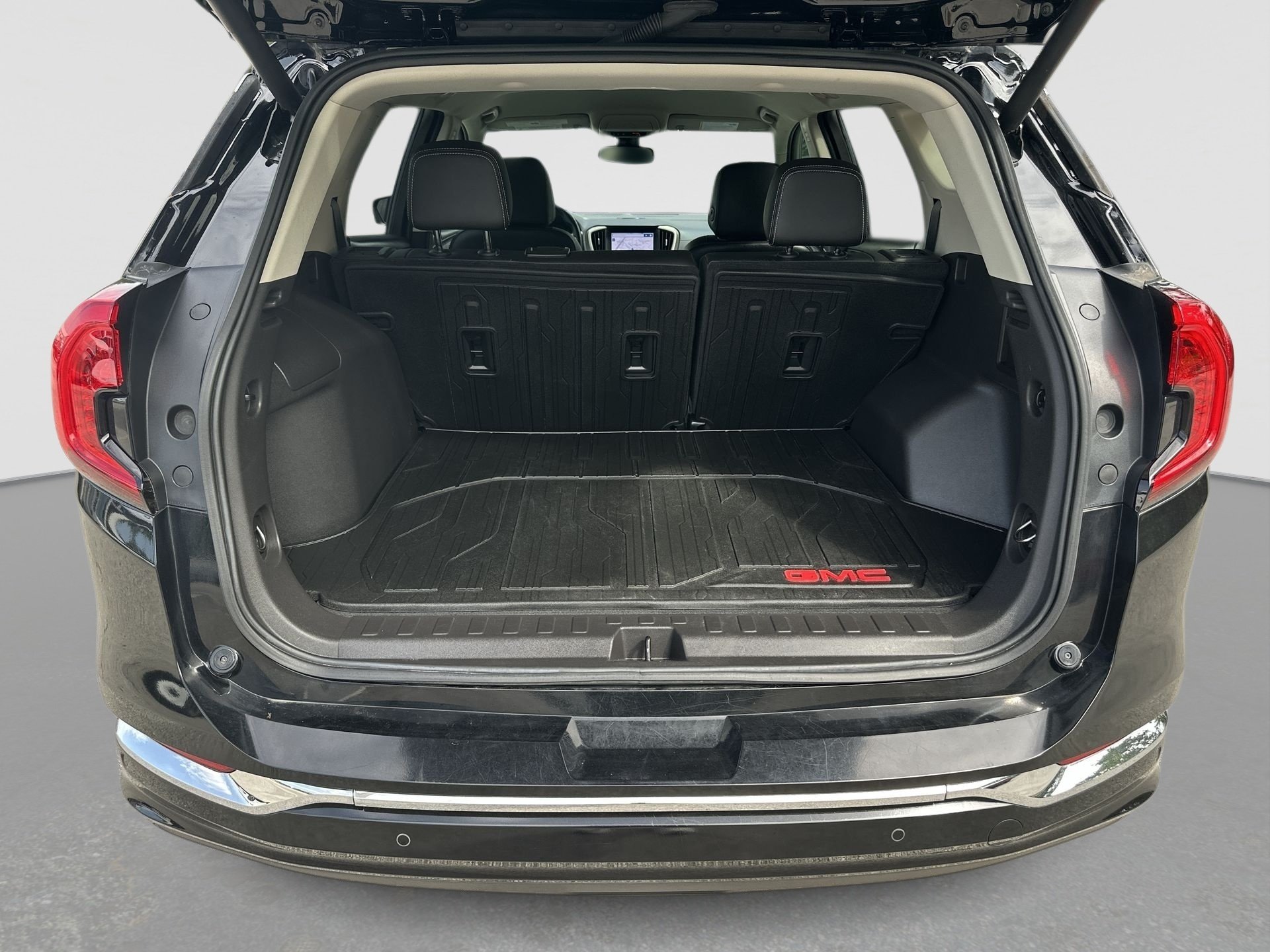 2024 GMC Terrain Denali - Photo 26