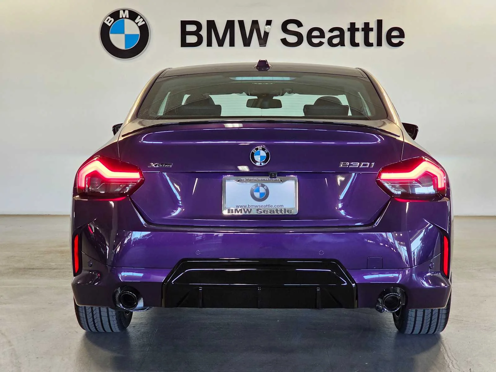 New 2026 Thundernight Metallic BMW xDrive image 4