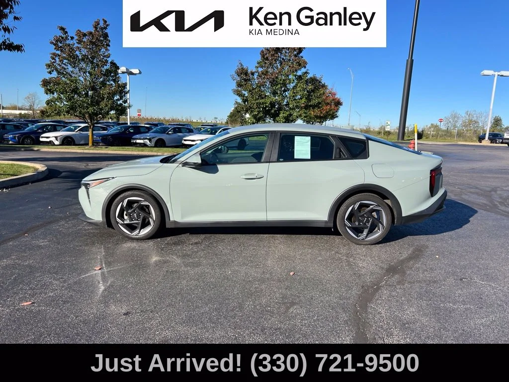Certified Used 2025  Kia EX image 8