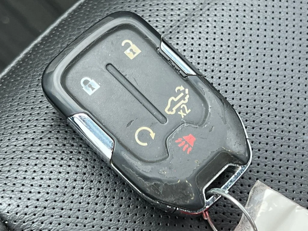 Used 2021 Black GMC AT4 image 35