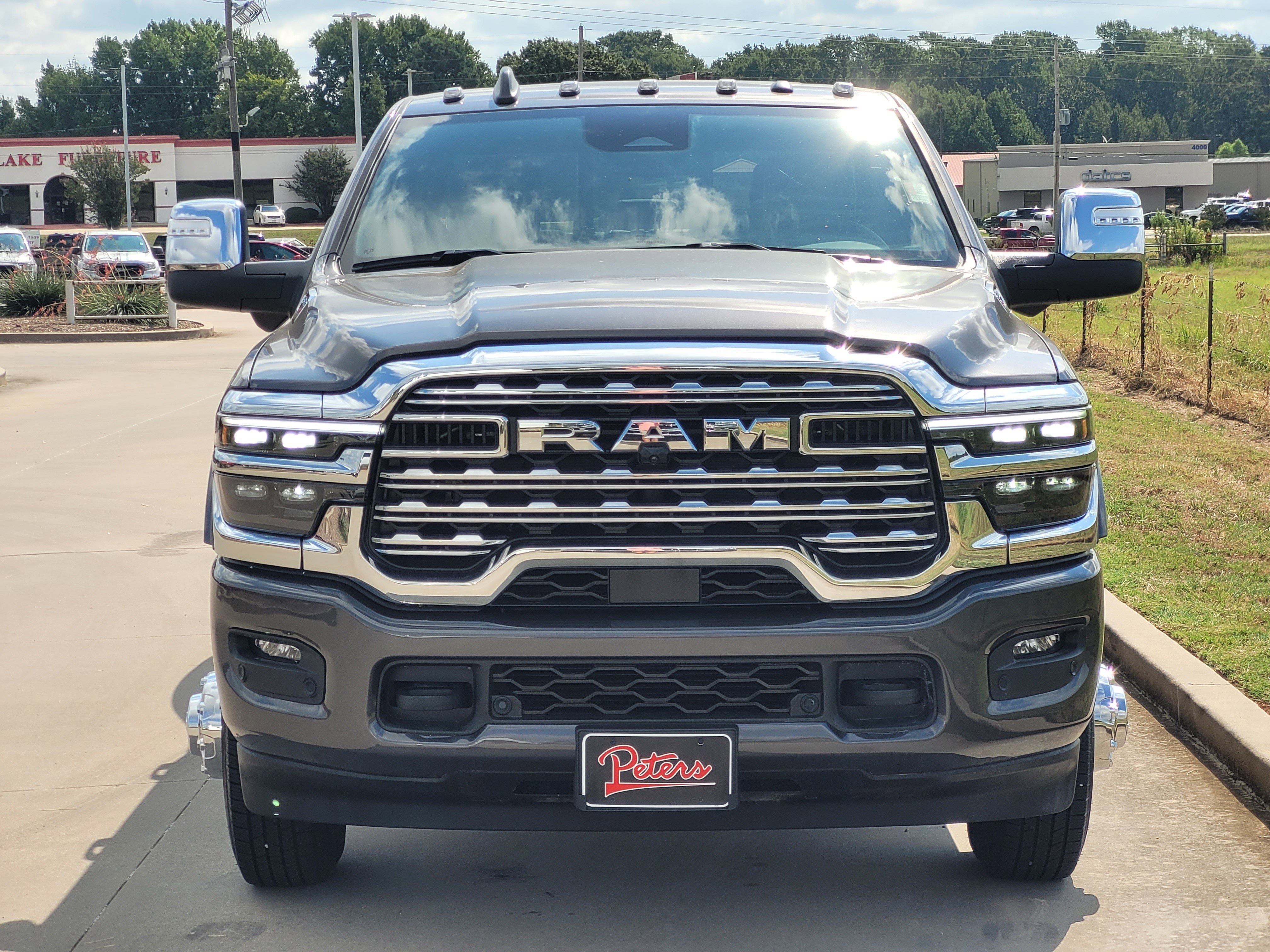 2025 RAM 3500 Limited - Photo 2