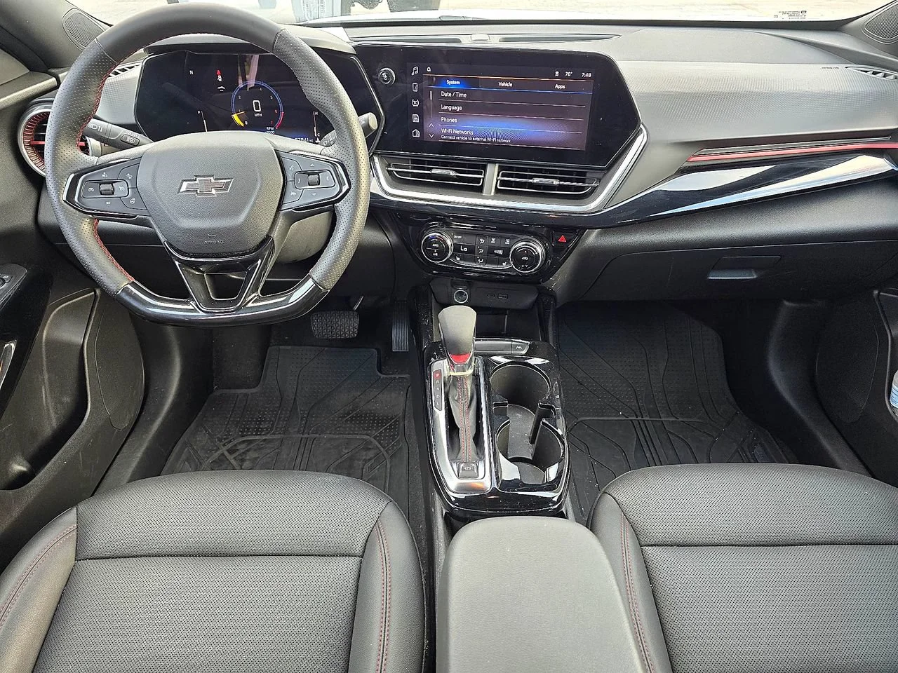 Used 2025 Summit White Chevrolet 2RS image 29