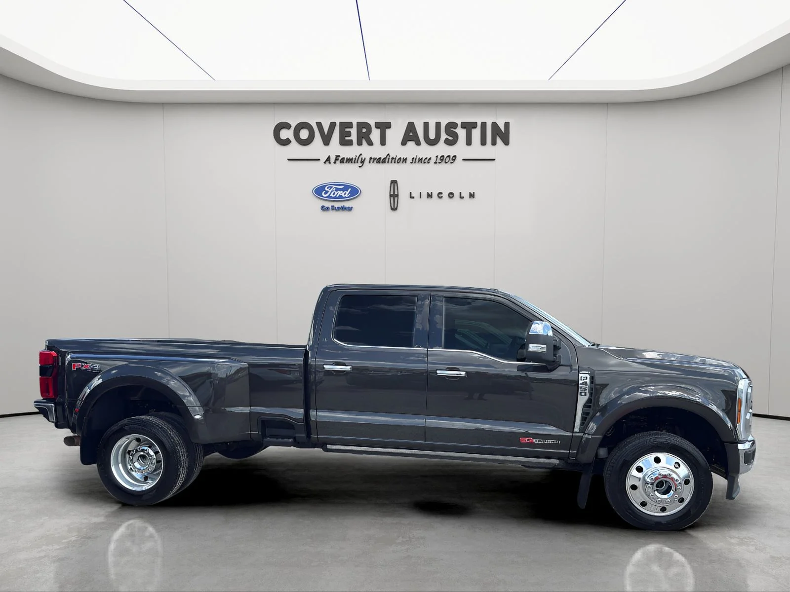 Used 2024 Brown Ford Lariat image 6