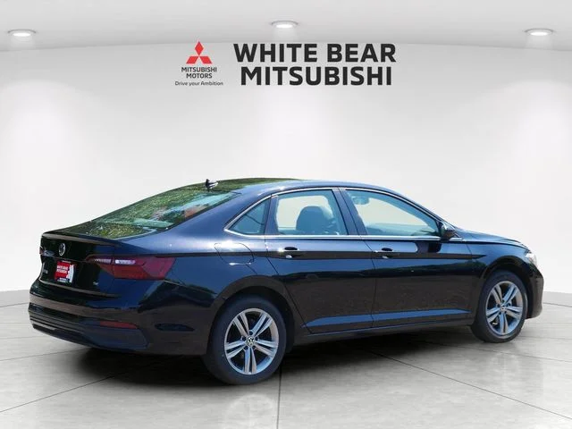 Used 2024 White Volkswagen 1.5T SE image 5