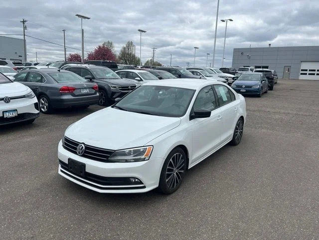 Used 2016 Volkswagen Jetta Sport with VIN 3VWD17AJ9GM290581 for sale in Inver Grove Heights, Minnesota