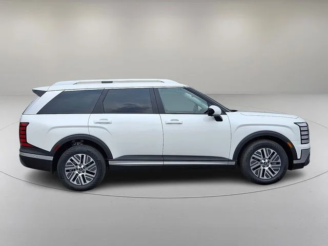 New 2026 White Hyundai SEL Premium image 8