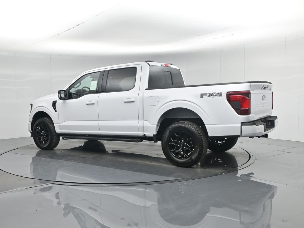 New 2026 Oxford White Ford XLT image 6