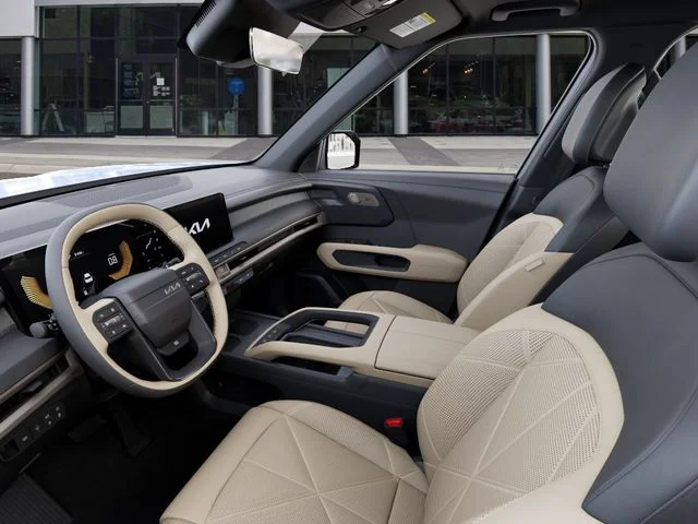 New 2027 White Kia EX image 17