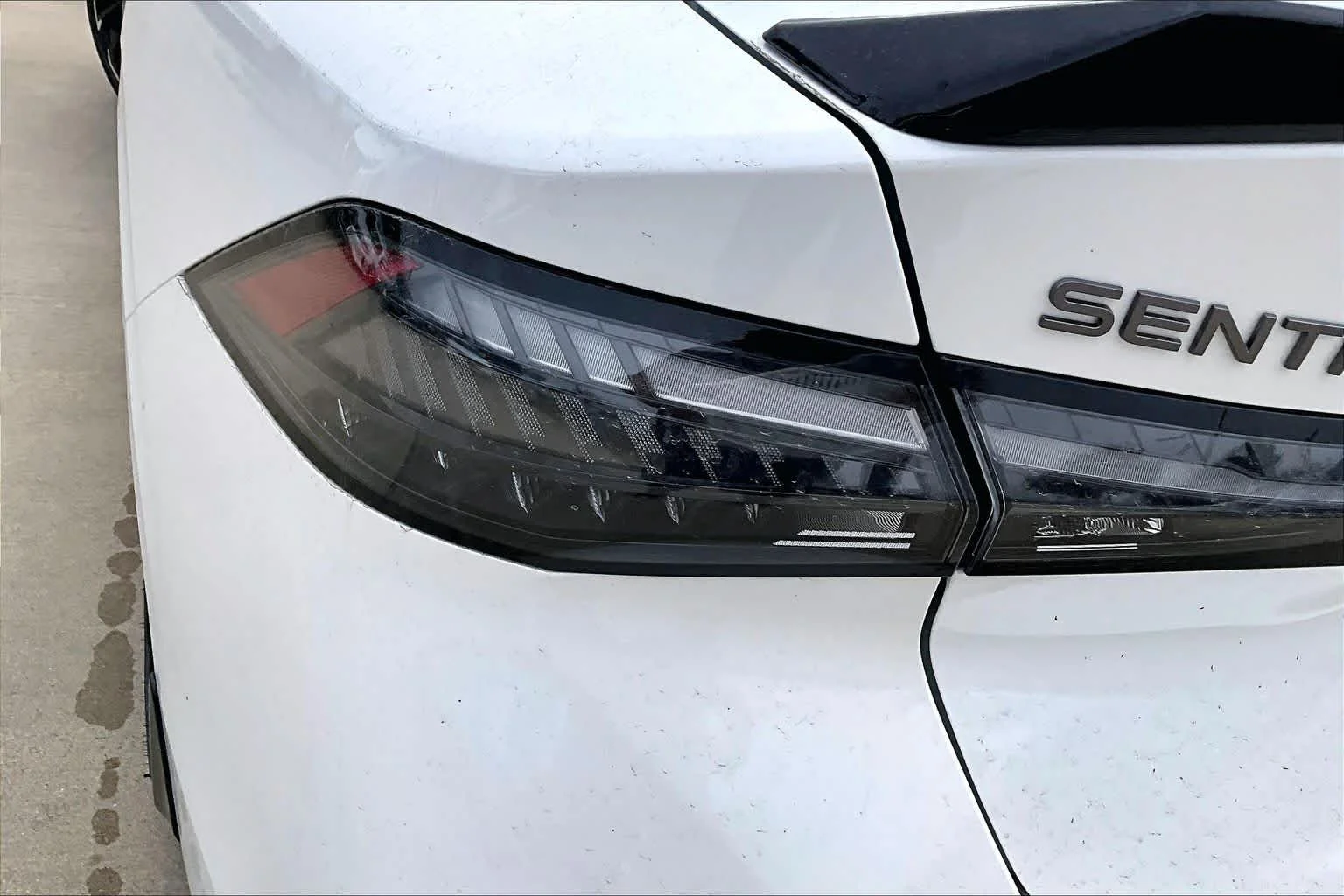 New 2026 Aspen White TriCoat / Super Black Two-tone Nissan SR image 12
