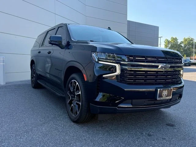 Used 2022 Black Chevrolet RST image 4