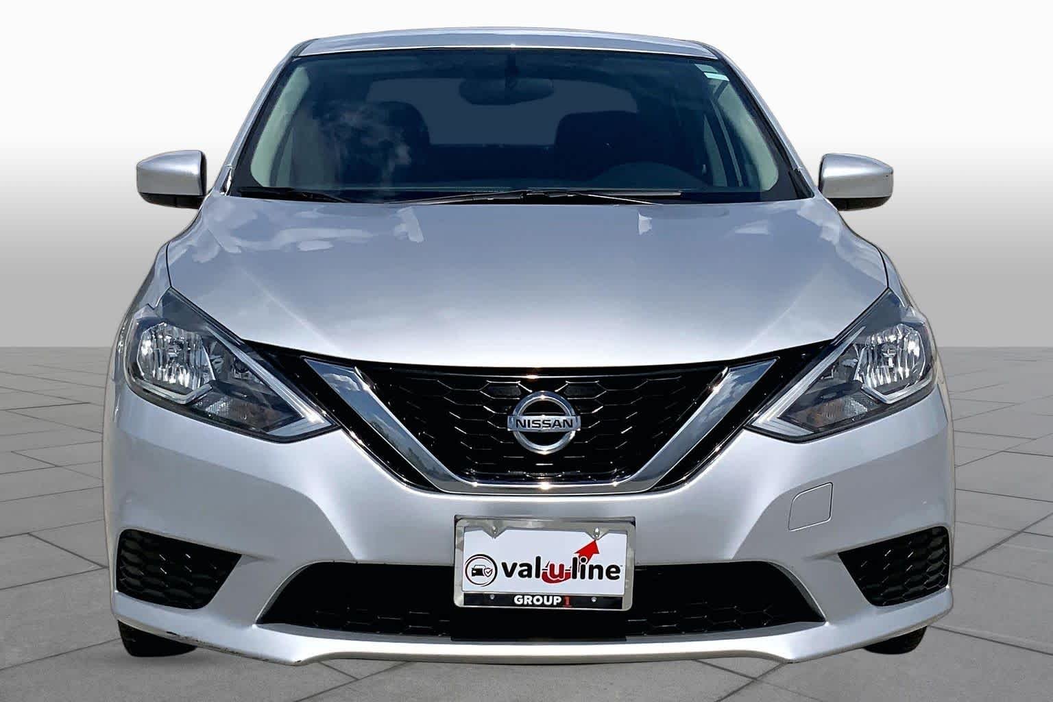 Used 2017 Brilliant Silver Nissan S image 4