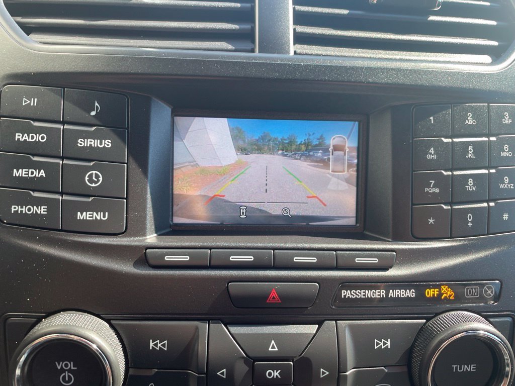 Certified Used 2019 White Platinum Clearcoat Metallic Ford XLT image 28
