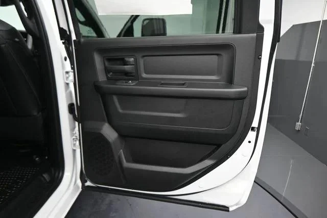 New 2026 Bright White Clear-Coat Exterior Paint RAM TRADESMAN image 23