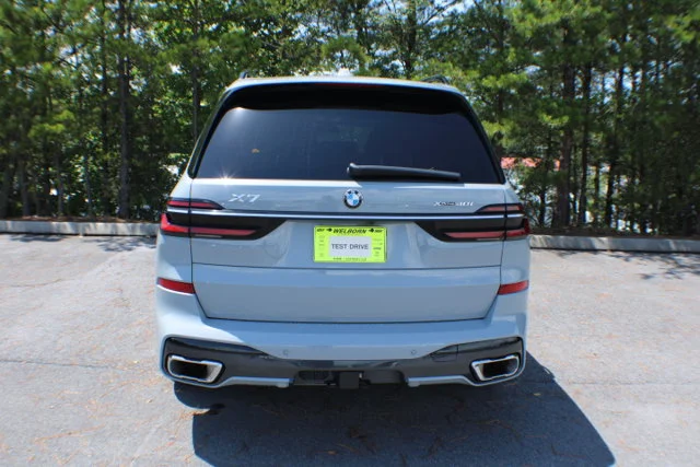 Used 2023 Brooklyn Grey Metallic BMW xDrive40i image 18