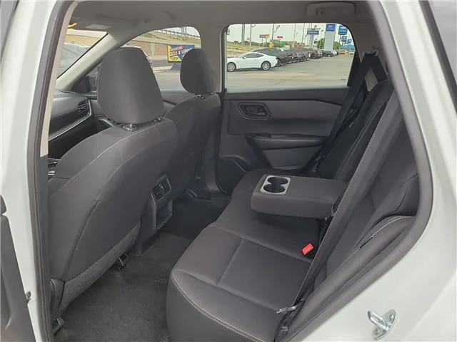 Used 2024 Glacier White Nissan S image 8