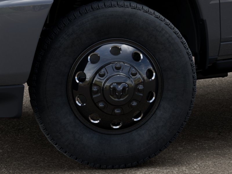 New 2026 Ceramic Gray Clear-Coat Exterior Paint RAM Laramie image 8