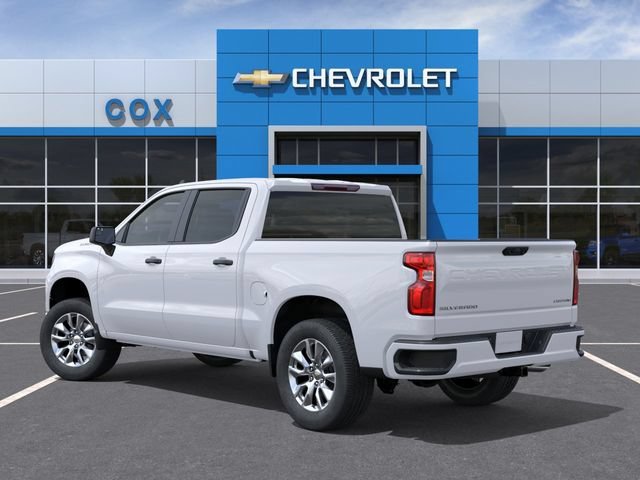 New 2026 Summit White Chevrolet Custom image 3