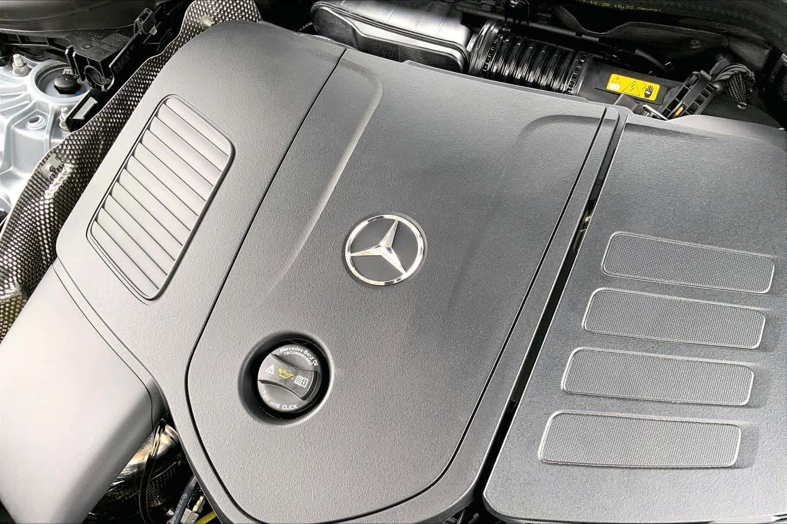 New 2026 Cirrus Silver Metallic Mercedes-Benz GLC 300 image 27