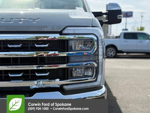 New 2026 Avalanche Ford Lariat image 7