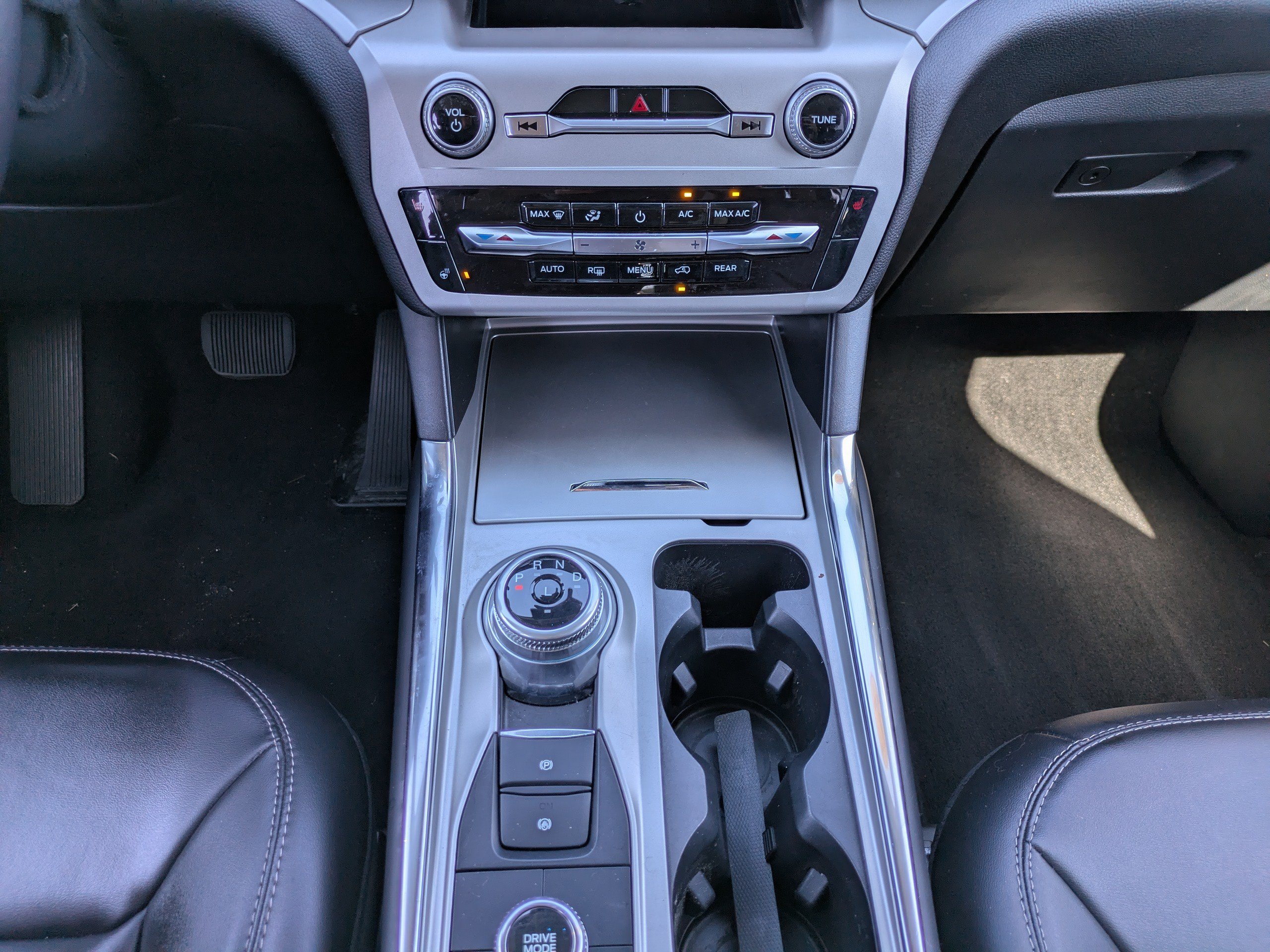 Used 2022 Agate Black Metallic Ford XLT image 18