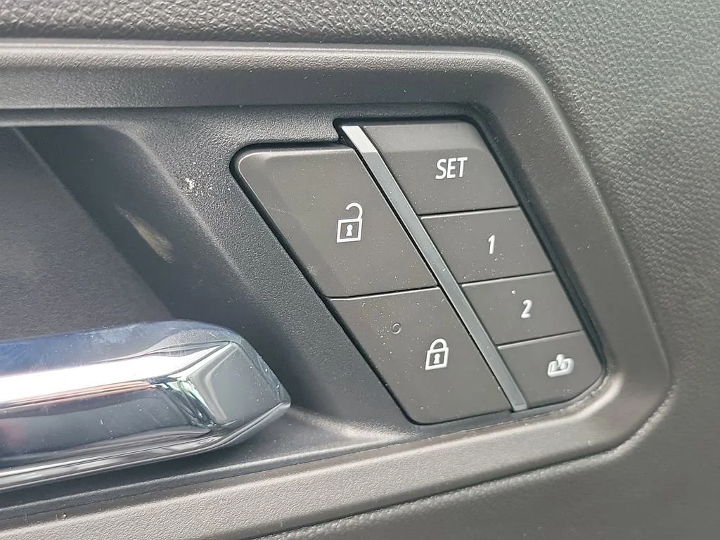 2026 Chevrolet Colorado Z71 - Photo 24