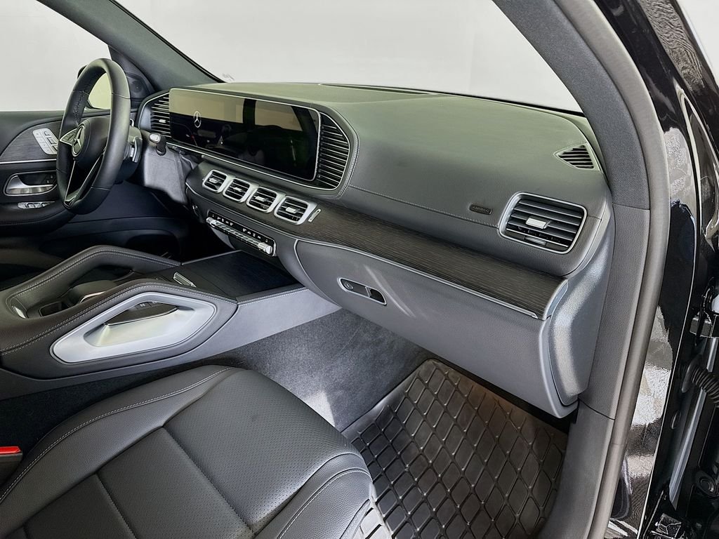 Used 2026 Black Mercedes-Benz GLE 350 image 30