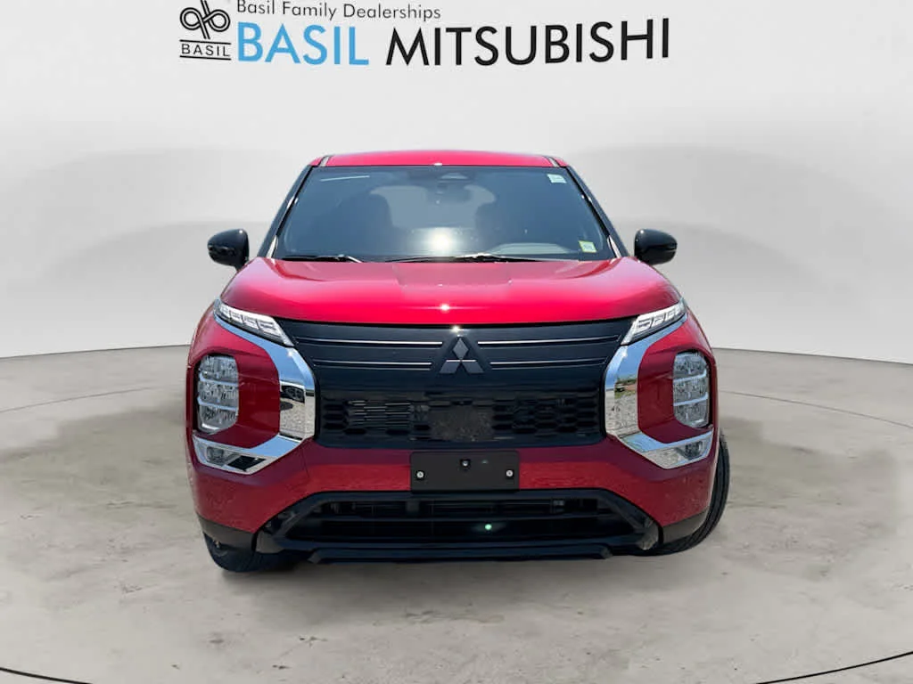 New 2026 Red Diamond Mitsubishi LE 1.5T S-AWC image 8