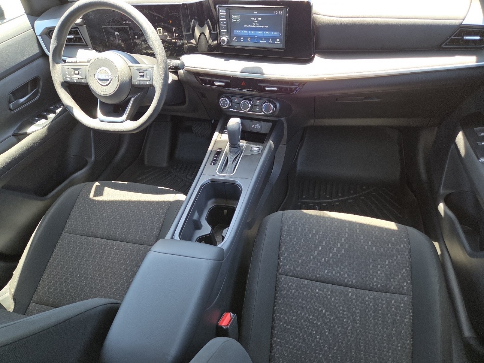 Used 2025 Super Black Nissan S AWD image 22