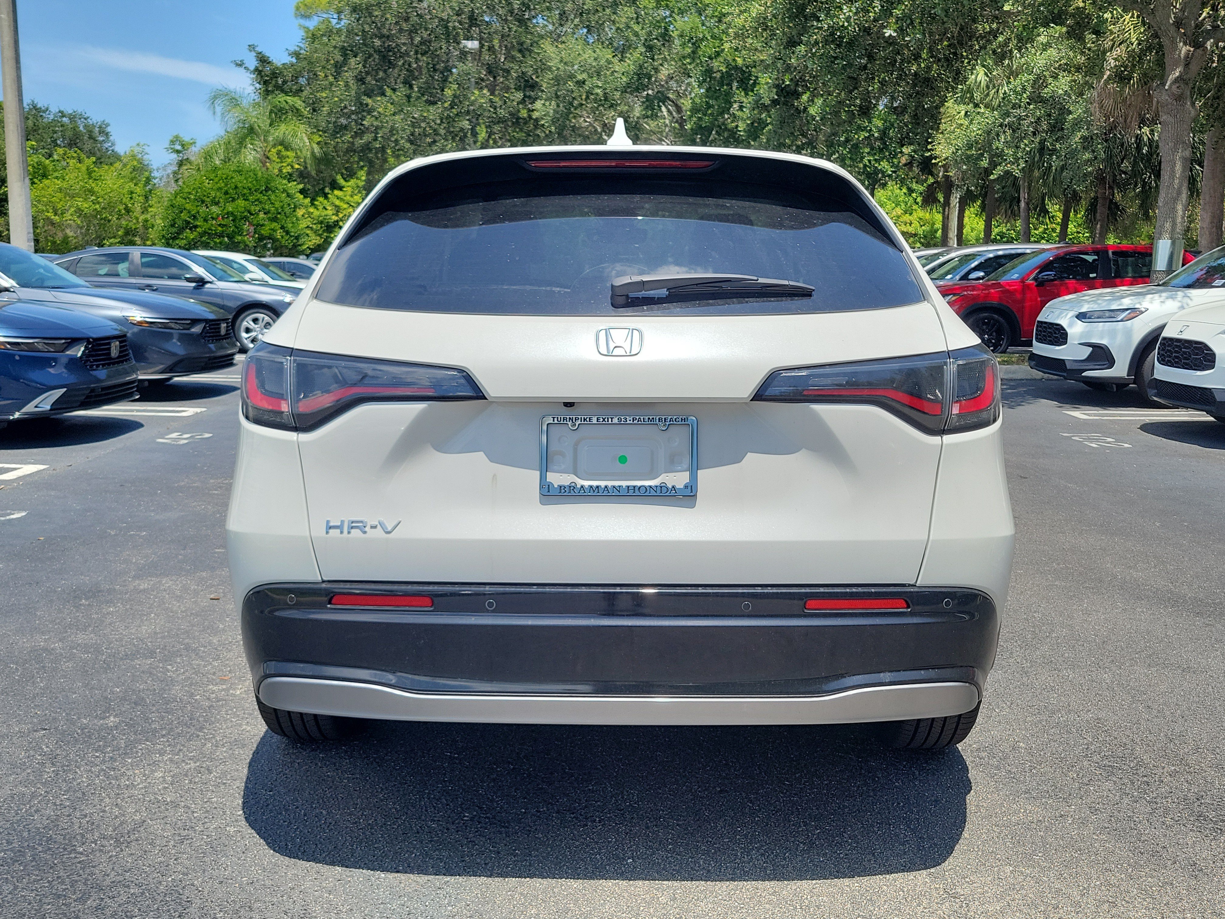 New 2027 Platinum White Pearl Honda EX-L image 5