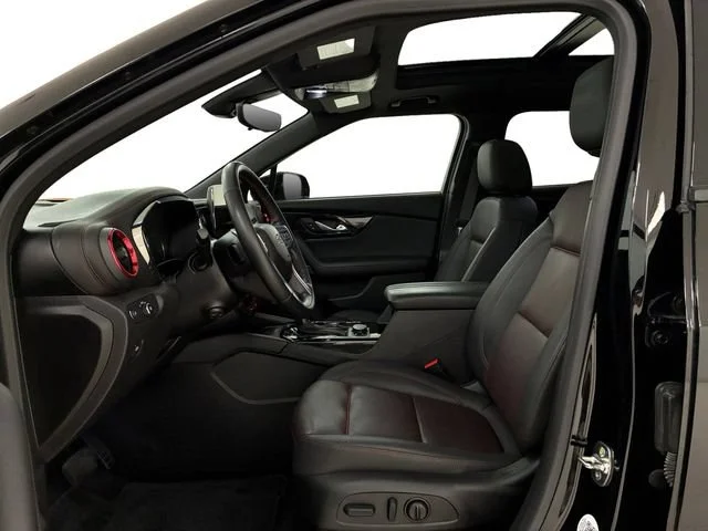 Certified Used 2025 Black Chevrolet RS image 12