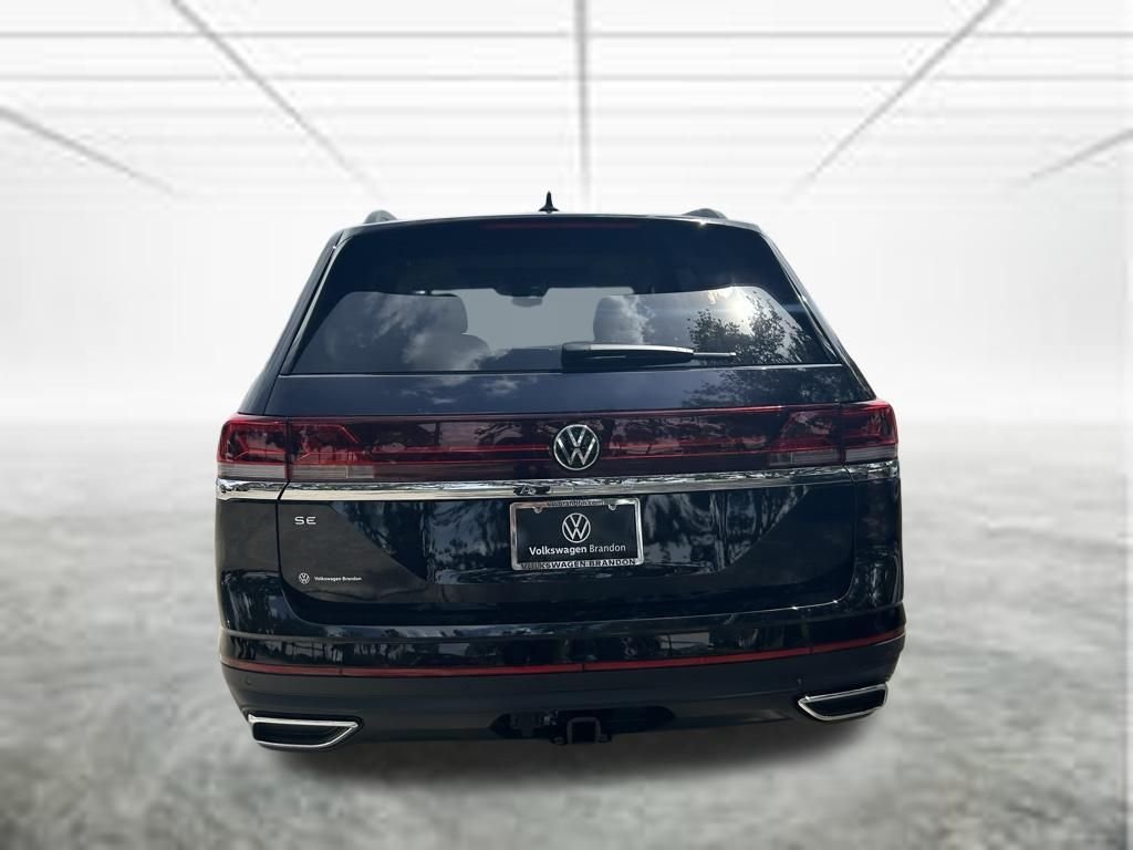 New 2026 Black Volkswagen SE w/Technology image 4