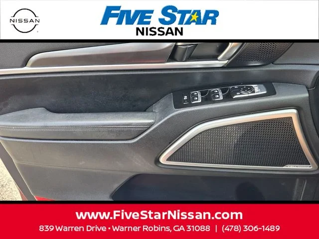 Used 2023 Red Kia S image 28