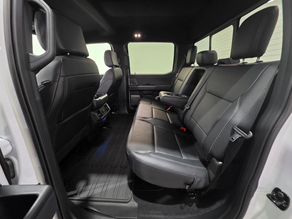 Used 2025 White Ford Lariat image 18