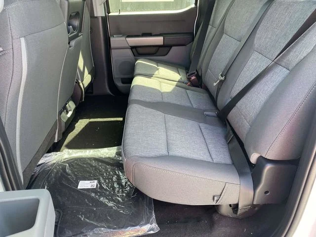 New 2026 Oxford White Ford F-250® XL image 12