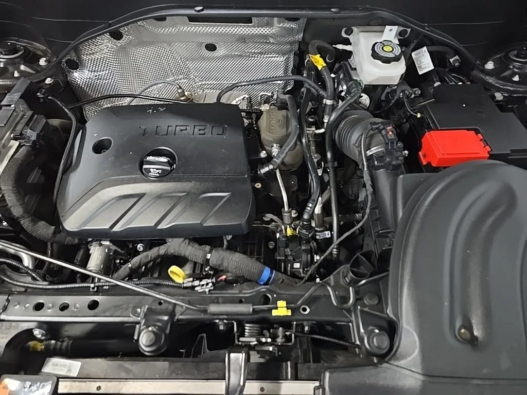 Used 2023 Black Buick Select image 13