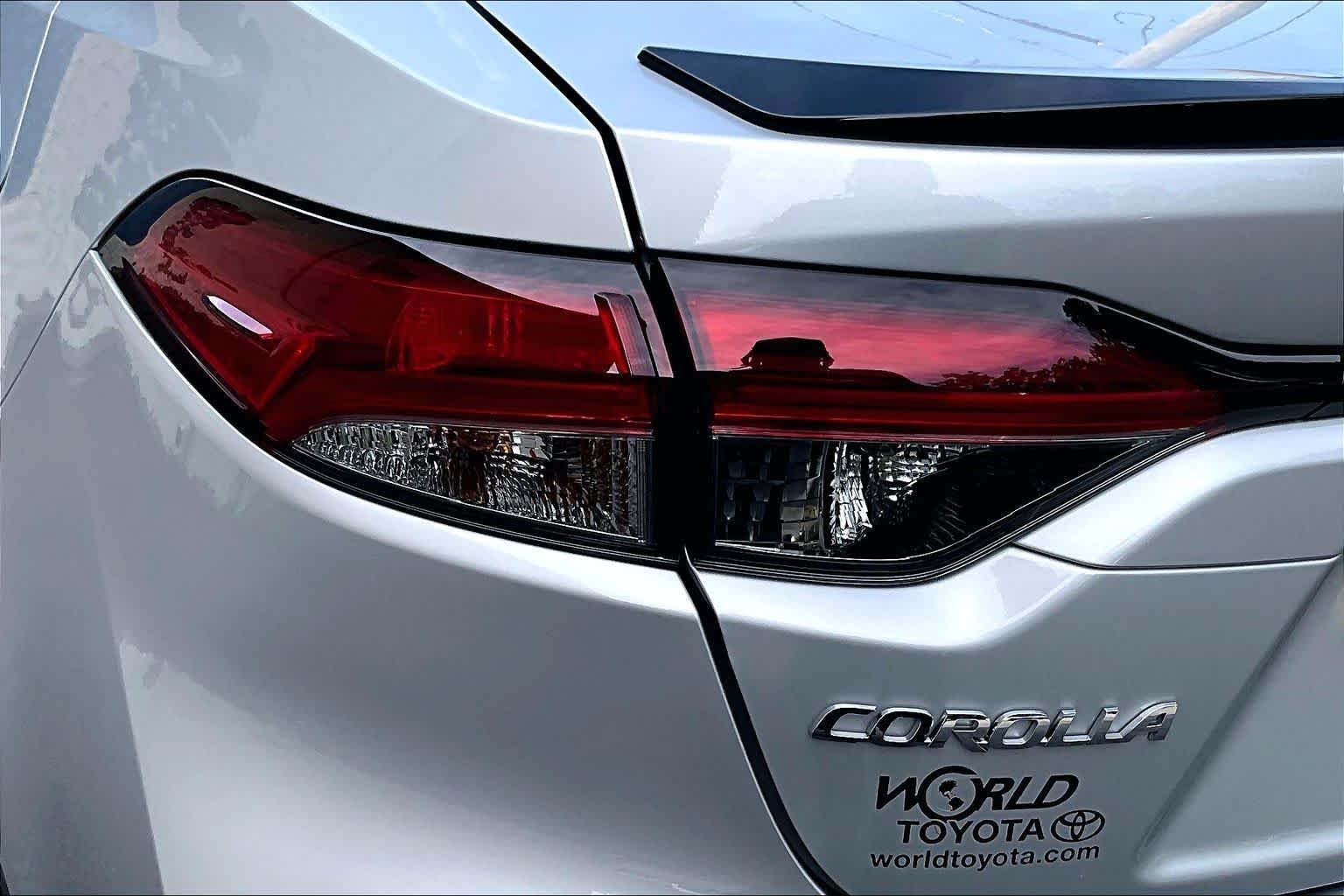 Used 2025 Classic Silver Metallic Toyota XSE image 29