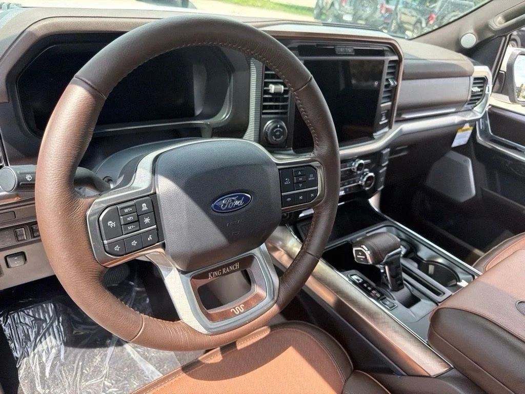 New 2026 White Ford King Ranch image 17