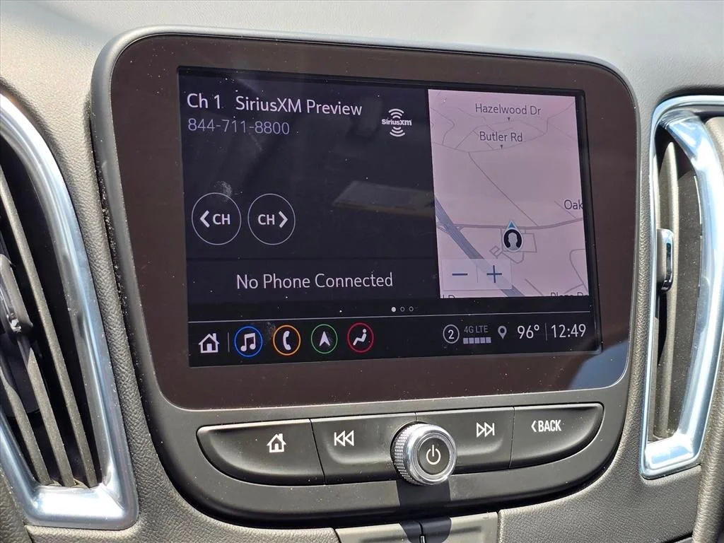 Used 2023 Gray Chevrolet LT image 18