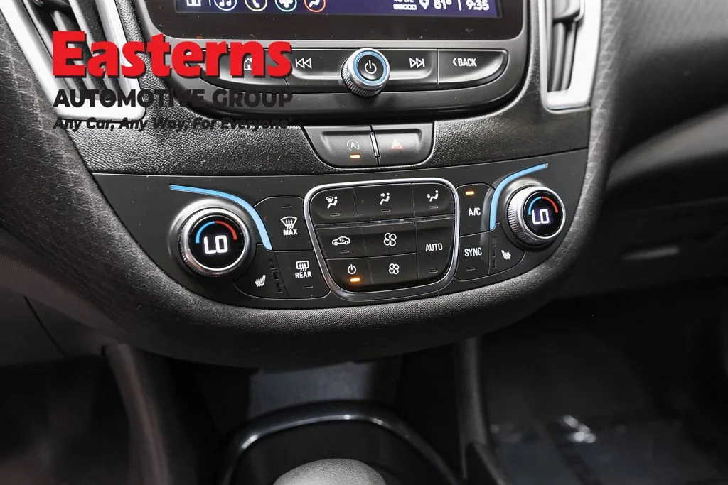 Used 2025 Gray Chevrolet LT image 20